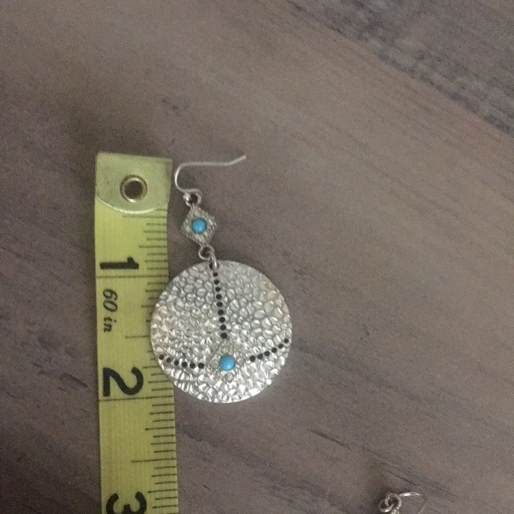 Silver and turquoise necklace and earrings - Picture 3 of 6
